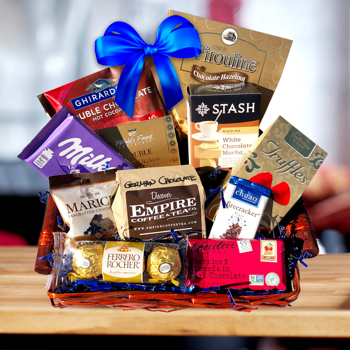 Box of Delicious Ferrero Rocher Chocolates (24 pcs) : Gift/Send/Buy Gourmet  Gifts Online CL005 | egiftmart.com