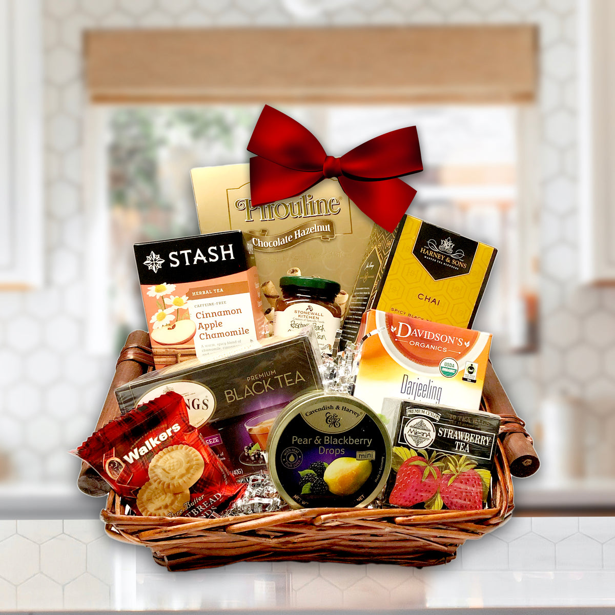 Luxury Gift Baskets for Mothers Day Worldwide | British Hamper Co - The  British Hamper Company